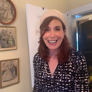 Meet your Posher, Sharon